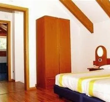Aparthotel Englovacanze