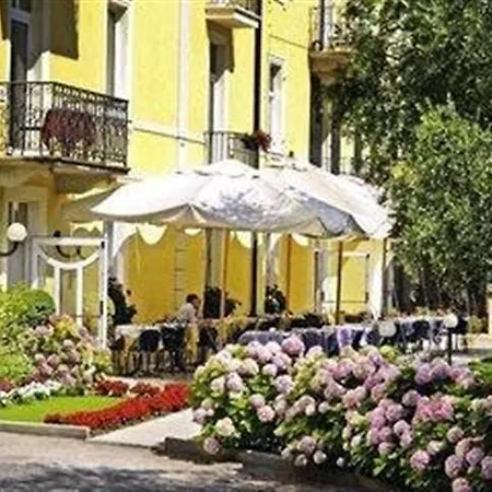 Englovacanze شقة فندقية 2*