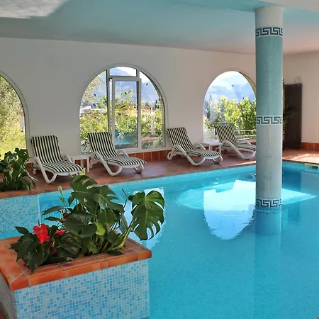 Lägenhetshotell Englovacanze Riva del Garda