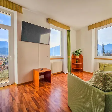 Appart hôtel Englovacanze 2*